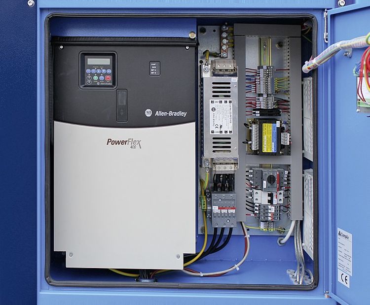 Schaltkasten L29 RS geöffnet Schaltkasten L29 RS geöffnet